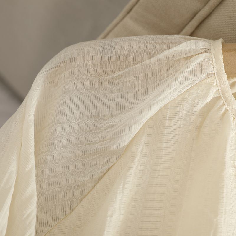 Lightweight breathable shirt for women 2025 loose lantern sleeves pleated casual tops